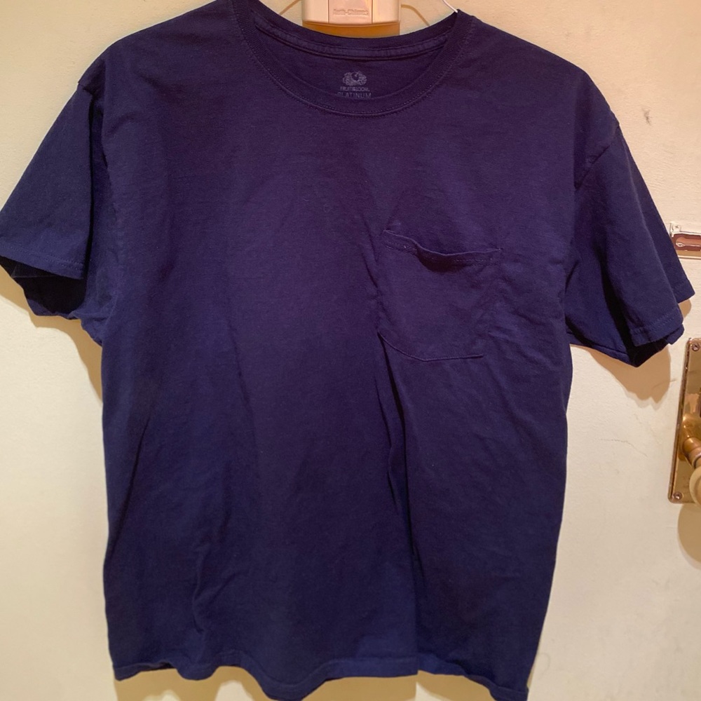 Fruit of the Loom- Navy t-shirt w/ Pocket